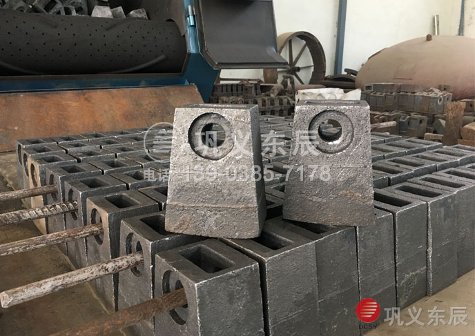 細(xì)碎機(jī)耐磨錘頭 細(xì)碎機(jī)耐磨錘頭